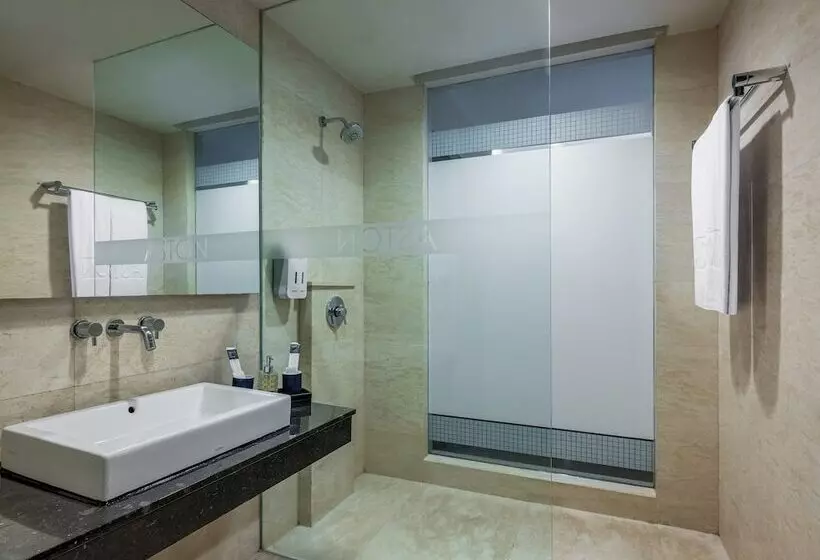 Aston Makassar Hotel & Convention Center