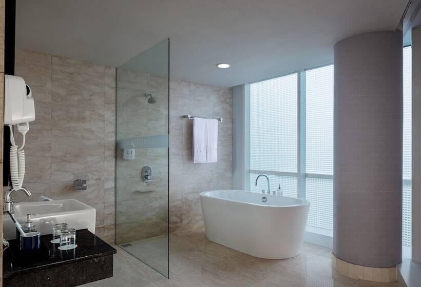 Aston Makassar Hotel & Convention Center