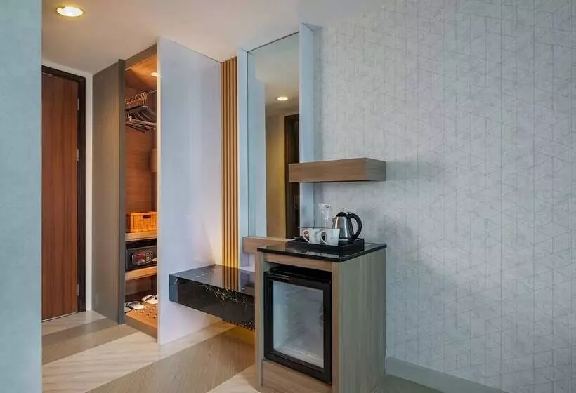 Aston Makassar Hotel & Convention Center