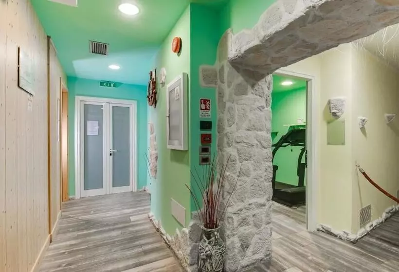 Отель Bellamonte