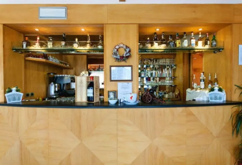 Отель Bellamonte