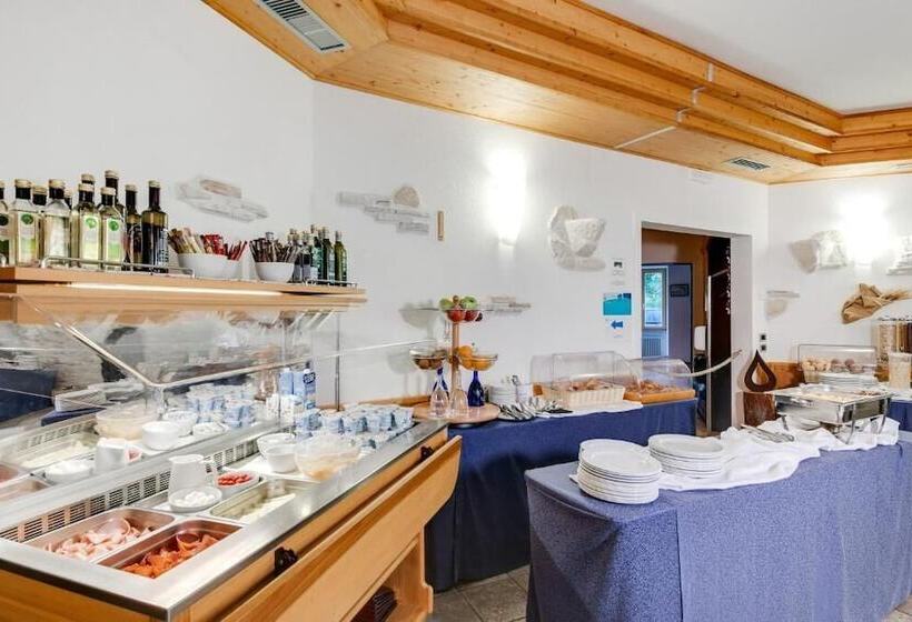 Отель Bellamonte