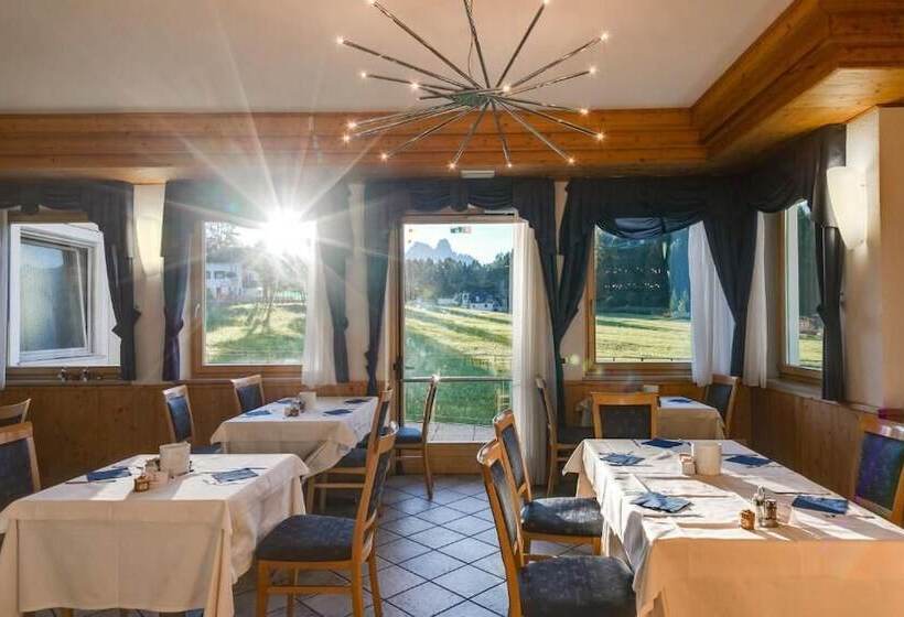 Отель Bellamonte