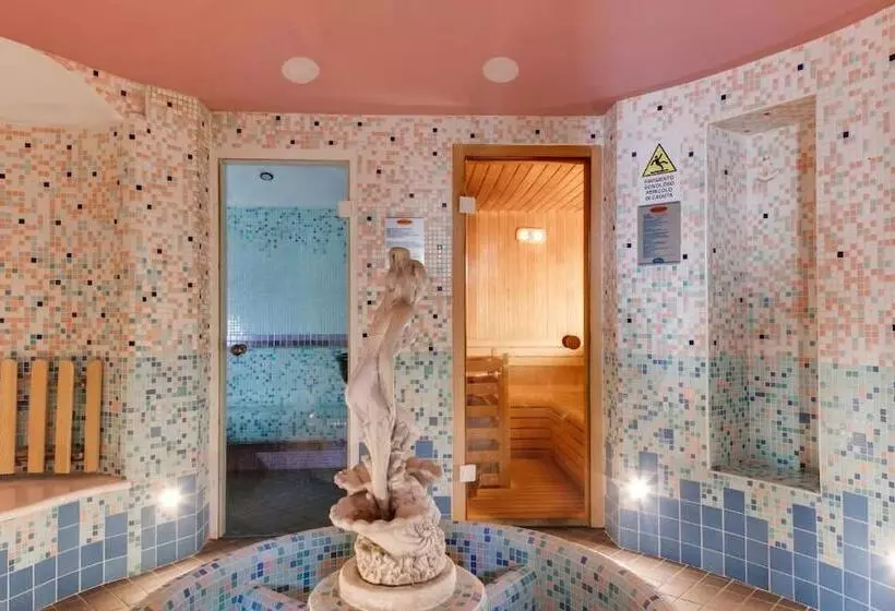 Отель Bellamonte