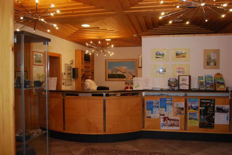 Отель Bellamonte