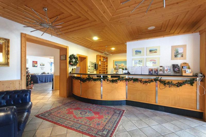 Отель Bellamonte