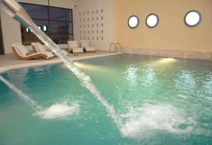 ホテル Delina Mountain Resort