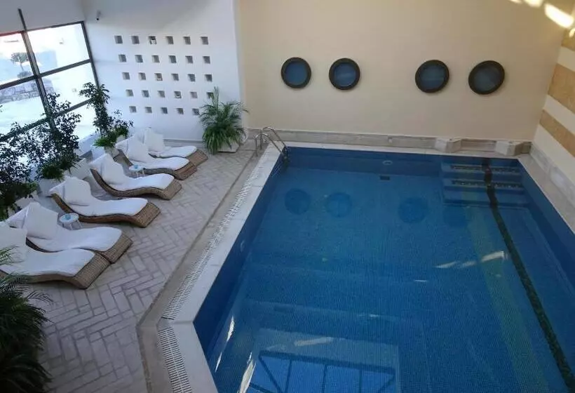 ホテル Delina Mountain Resort