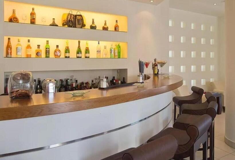 فندق Delina Mountain Resort