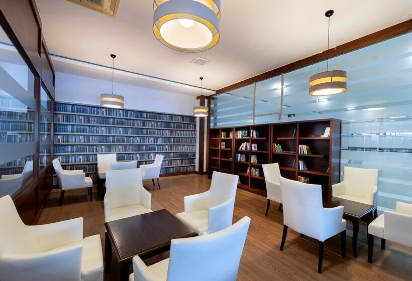 Отель Lycus Beach