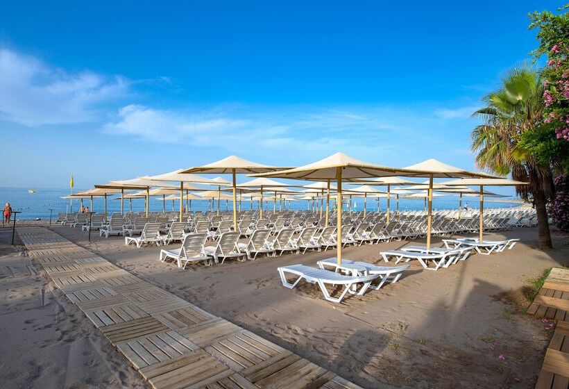 Отель Lycus Beach