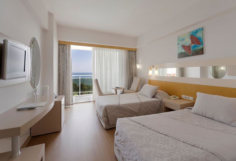 Отель Lycus Beach