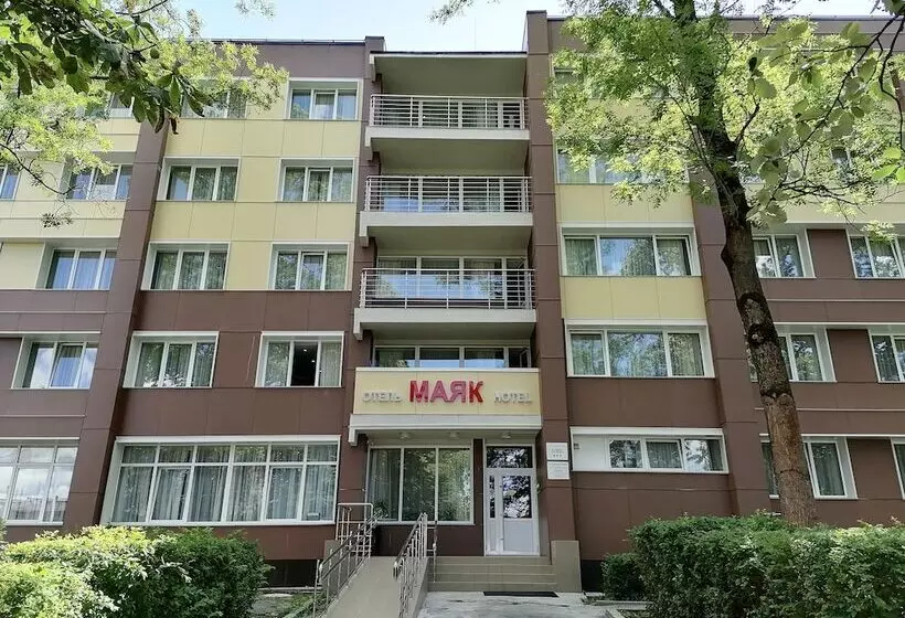 Hotel Mayak