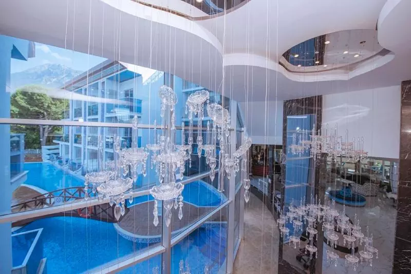 Ocean Blue High Class Hotel & Spa