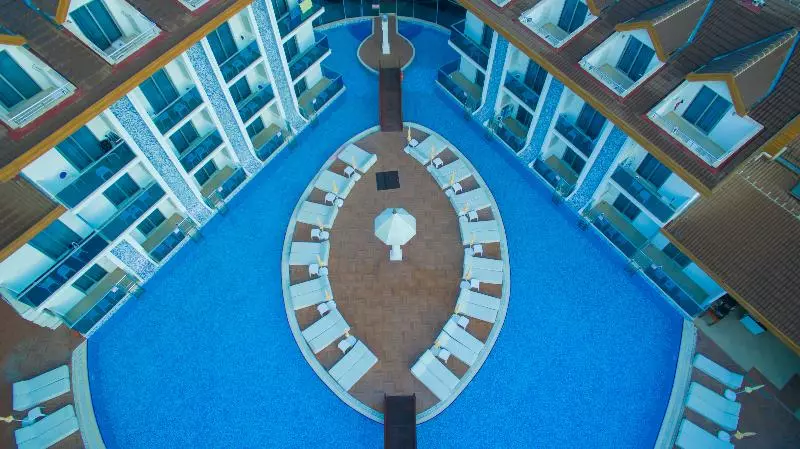 Ocean Blue High Class Hotel & Spa