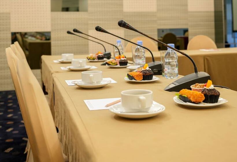 בית מלון כפרי Pangeran Pekanbaru