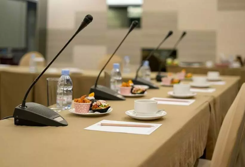 בית מלון כפרי Pangeran Pekanbaru