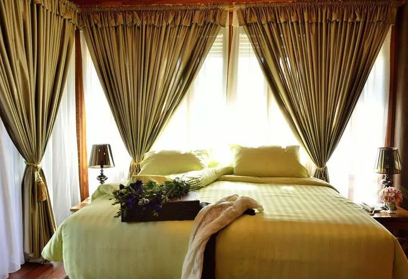 Hotel 32 Coffee Hill & Resort