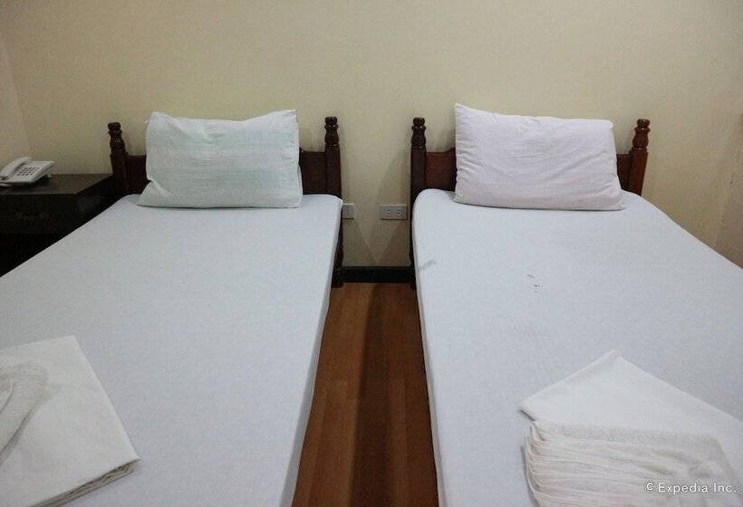 酒店 Royal Crown Inn