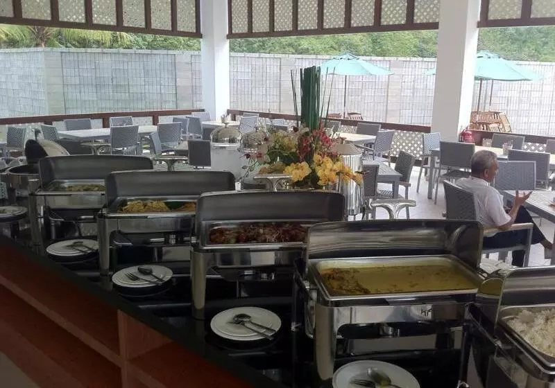 ホテル Suria Apartment Bukit Merah