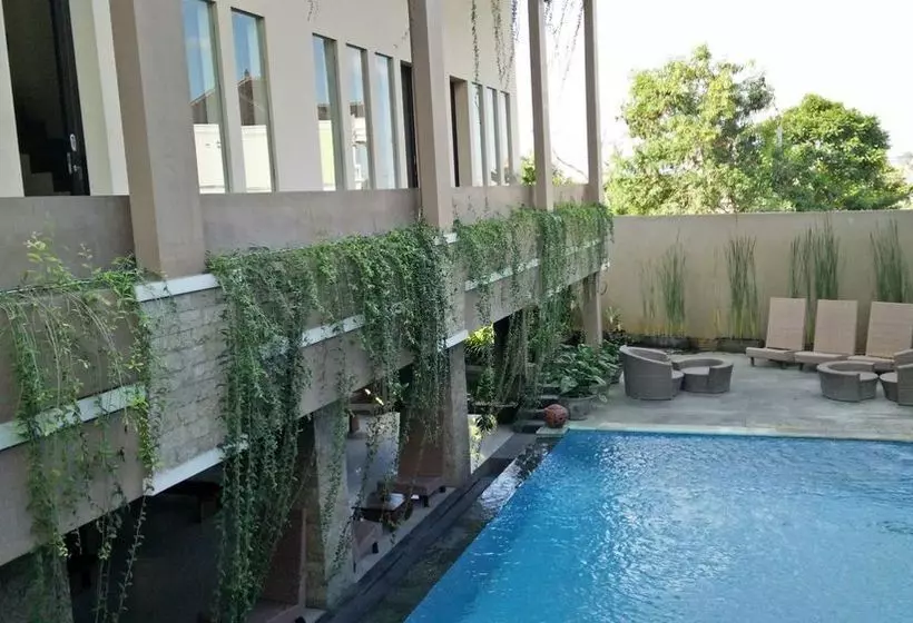 Hotel Koi  & Residence