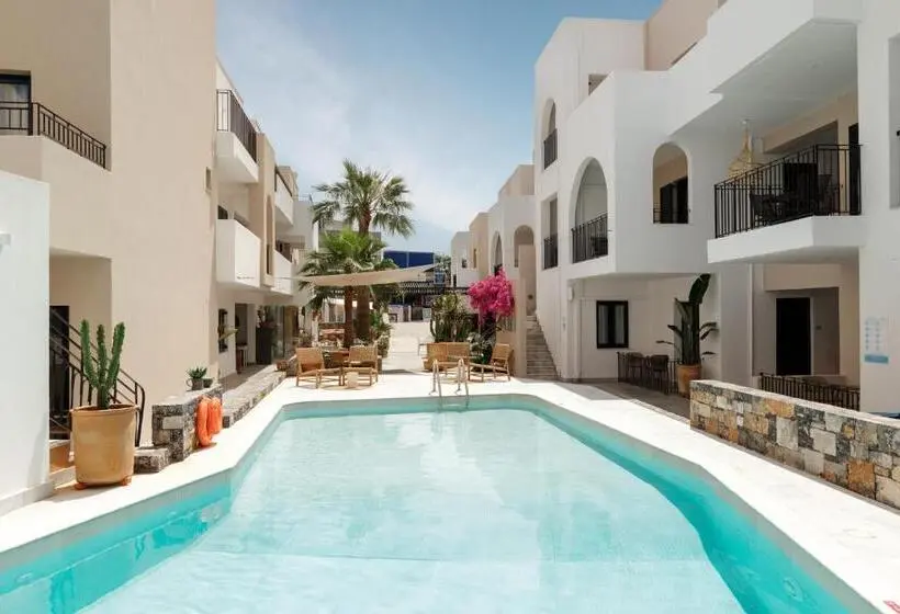 Nami Hotel & Suites