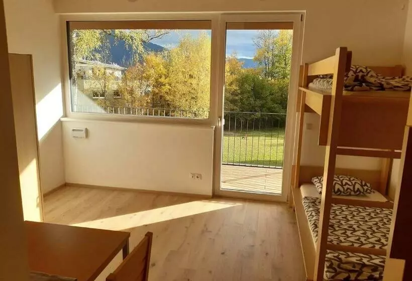 ユースホステル Haus Der Freundschaft   Gemeinnütziges Kinder  Und Jugendgästehaus
