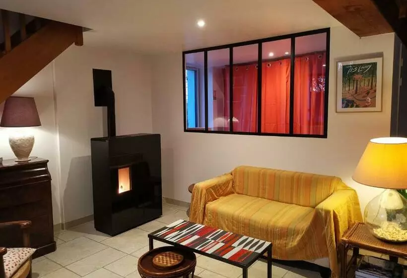 Aamiaismajoitus (B&B) Le Moulin De La Retardière