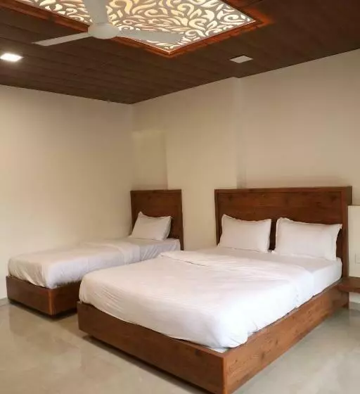 ホテル Mahalaxmi Executive