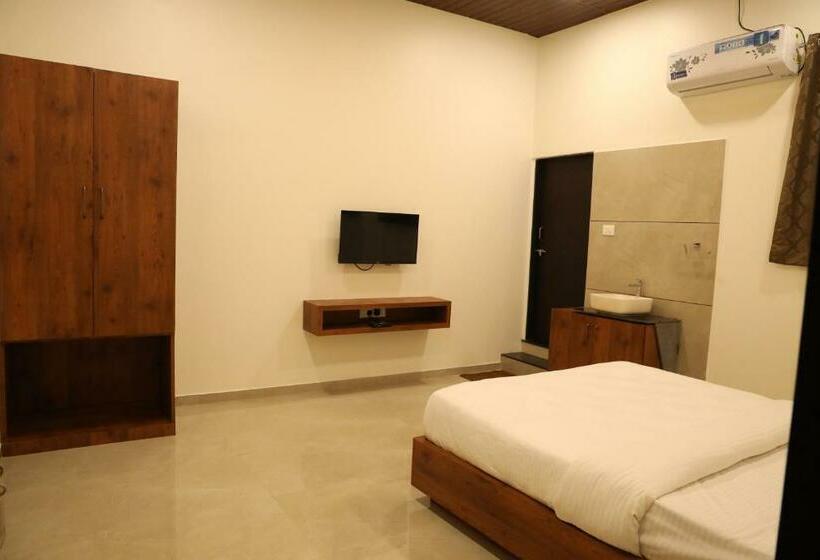 Hotel Mahalaxmi Executive
