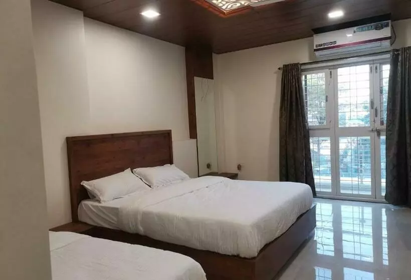 ホテル Mahalaxmi Executive