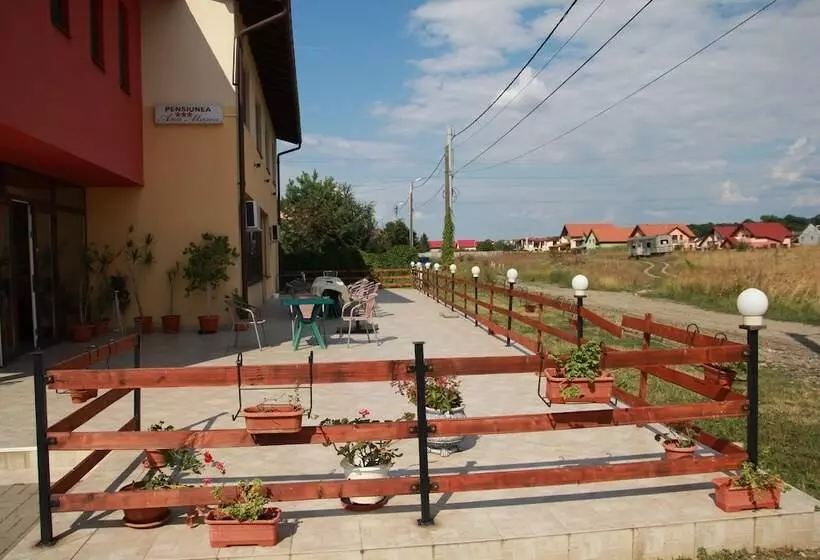 Hotelli Pension Ana Maria