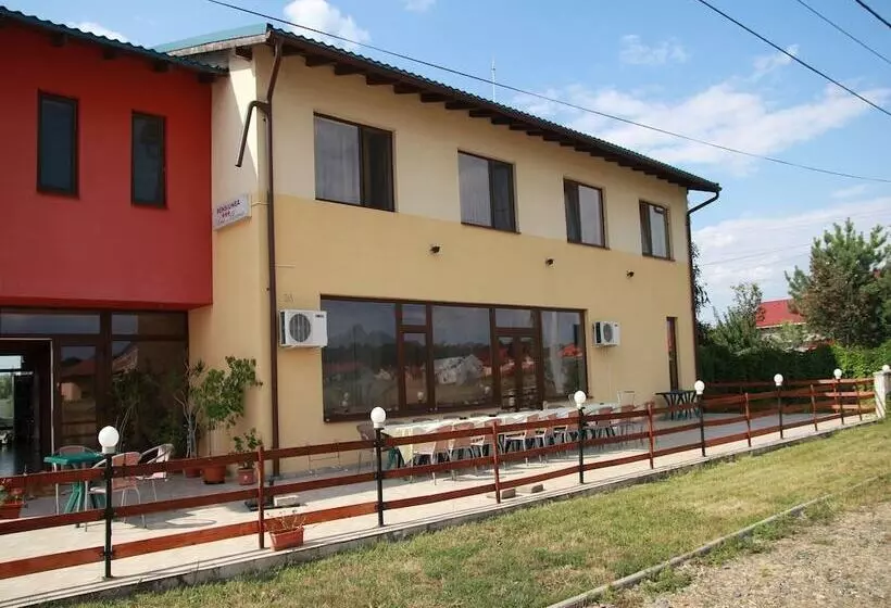 Hotelli Pension Ana Maria