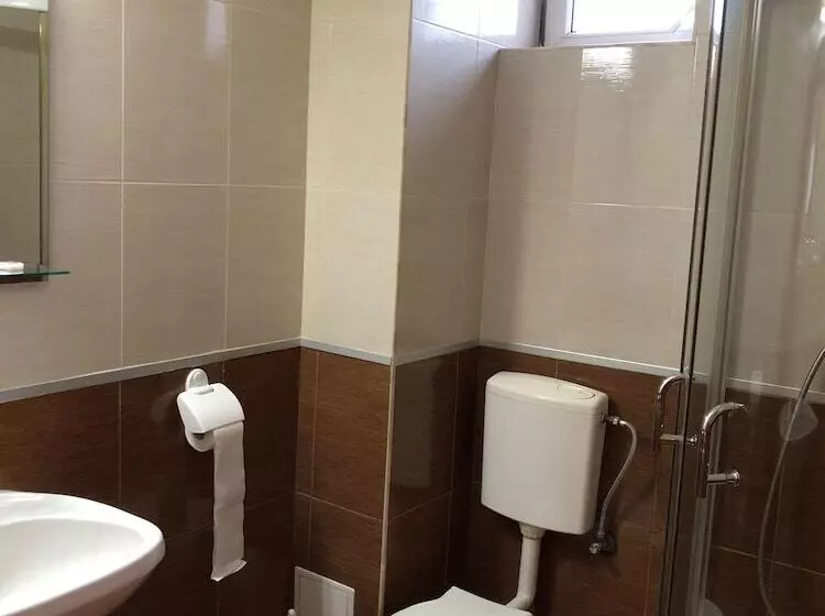 Hotelli Pension Ana Maria