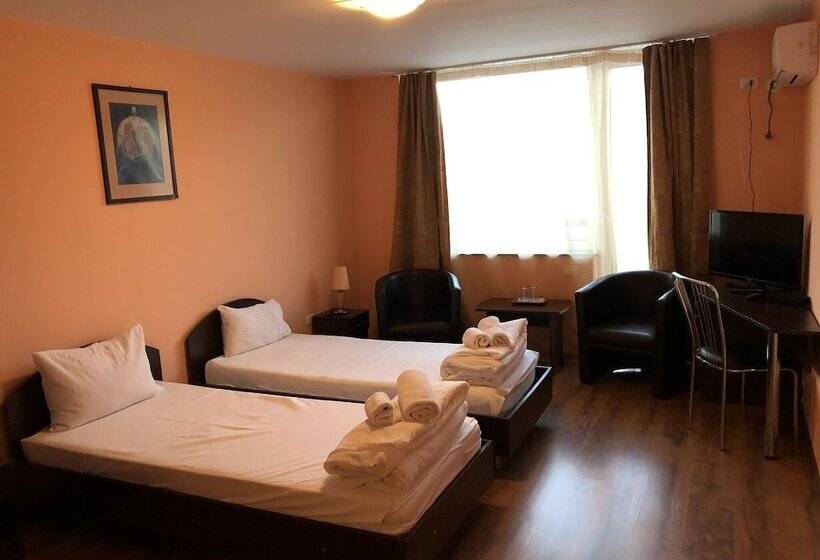 ホテル Pension Ana Maria