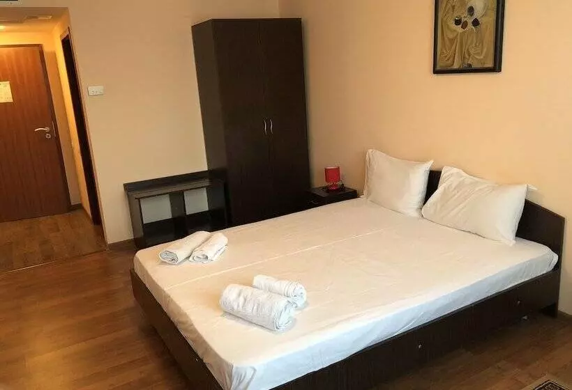 Hotelli Pension Ana Maria