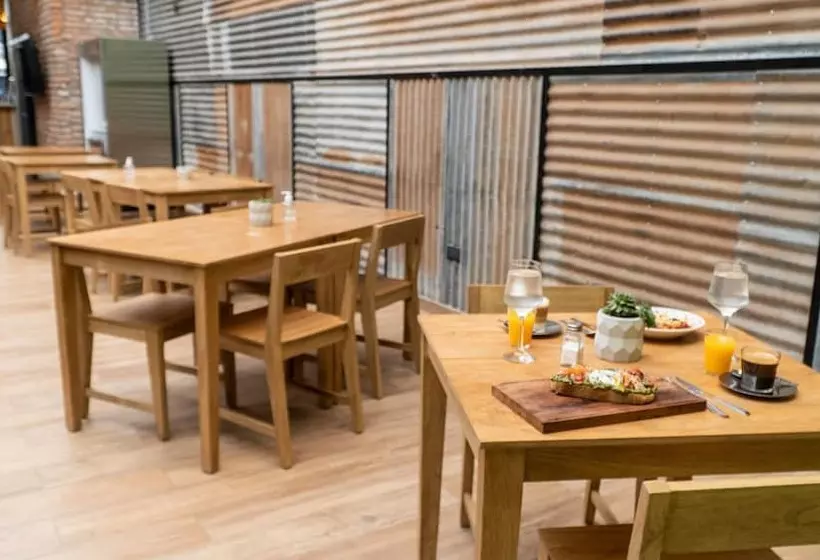 هتل Socialtel Salta   Formerly Selina Salta