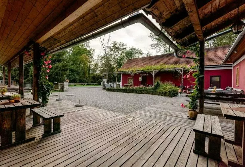 Aamiaismajoitus (B&B) Monschein Weingut Straden