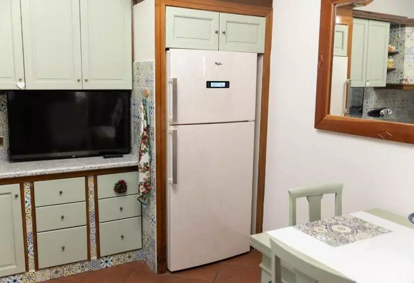تختخواب و صبحانه Villa Annamaria