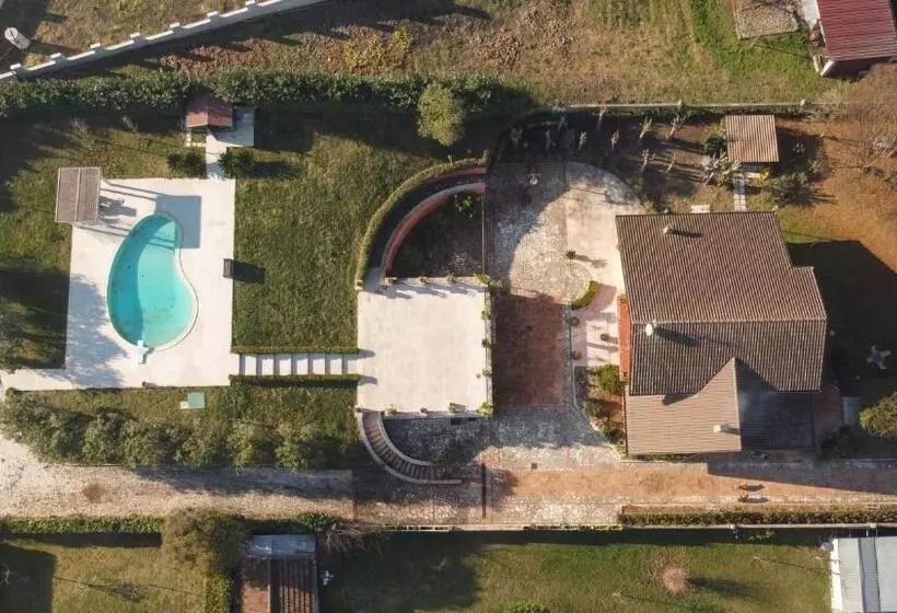 تختخواب و صبحانه Villa Annamaria