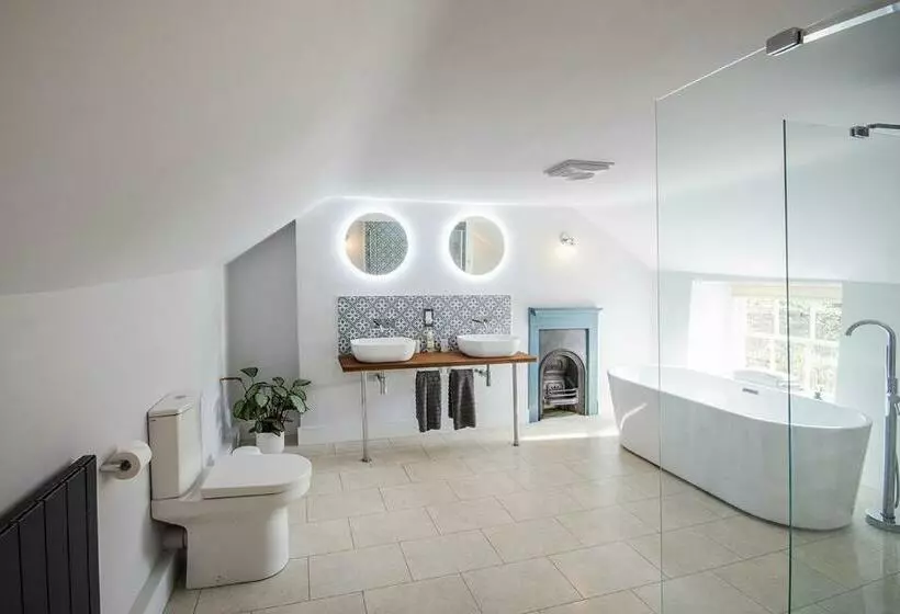 Cusgarne Manor Boutique B&b   Adults Only