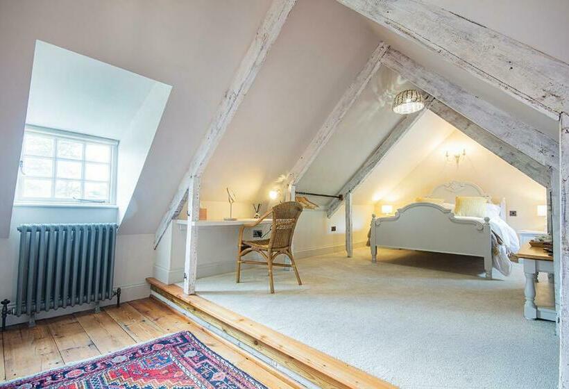 Cusgarne Manor Boutique B&b   Adults Only