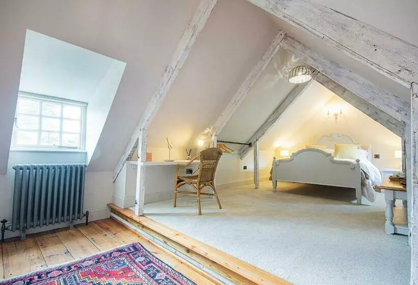 Cusgarne Manor Boutique B&b   Adults Only