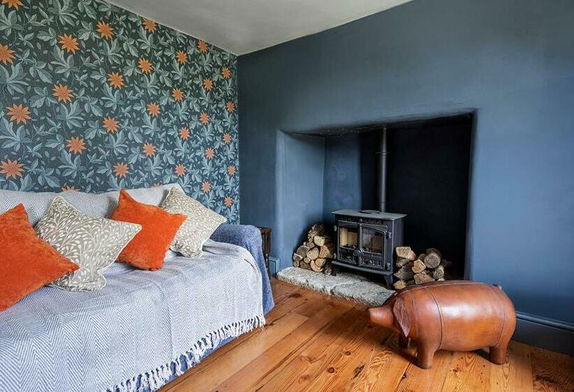 Cusgarne Manor Boutique B&b   Adults Only