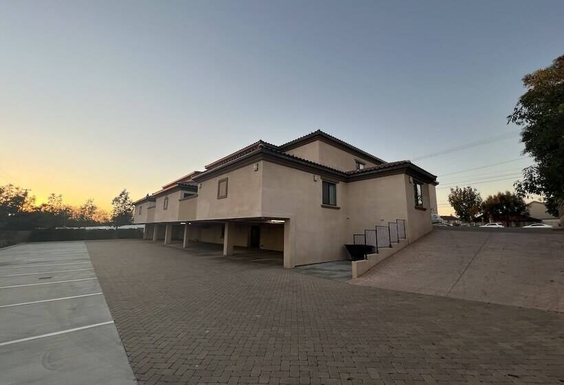 호텔 Aspire Inn & Suites Orange