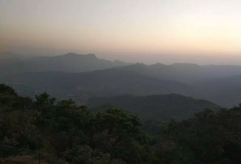 ホテル Le Belmont Mahabaleshwar