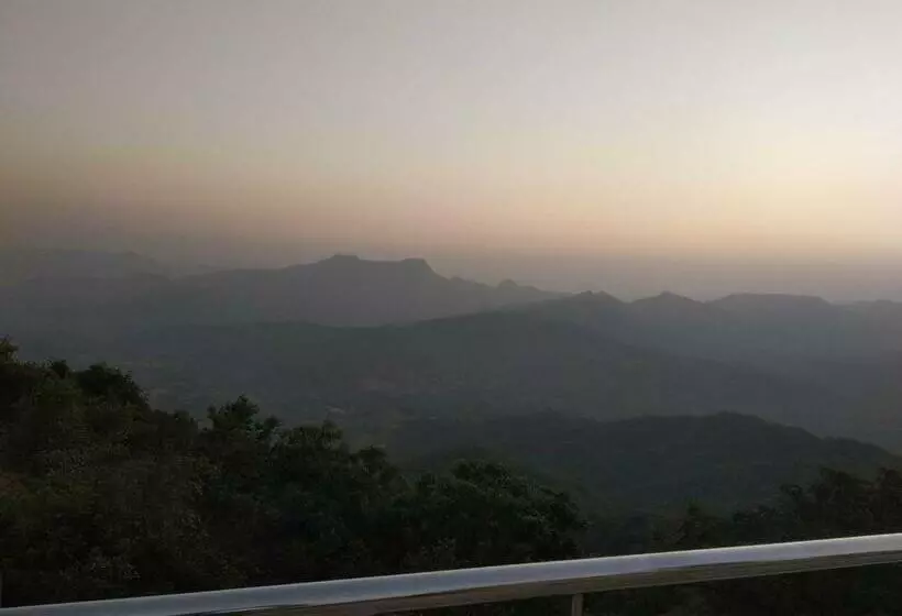 ホテル Le Belmont Mahabaleshwar