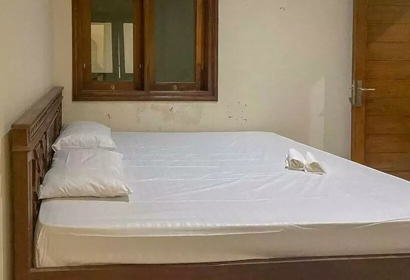 Hotelli Lawu Ageng Homestay At Tawangmangu