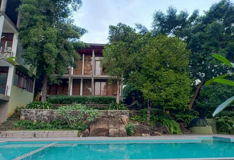 호텔 Hikka Secret Lake Resort