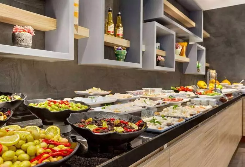 ホテル Ramada By Wyndham Adiyaman